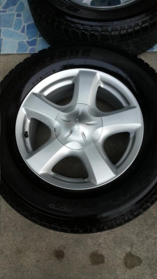 ล้อ17อีซุซุวีคอสพร้อมยางบินโตน255 65 R17ปี13ป้ายขาวสภาพนางฟ้า