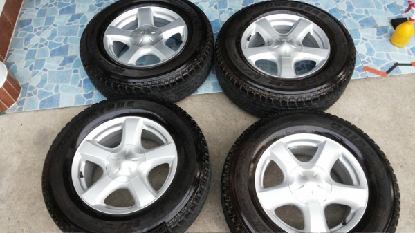 ล้อ17อีซุซุวีคอสพร้อมยางบินโตน255 65 R17ปี13ป้ายขาวสภาพนางฟ้า