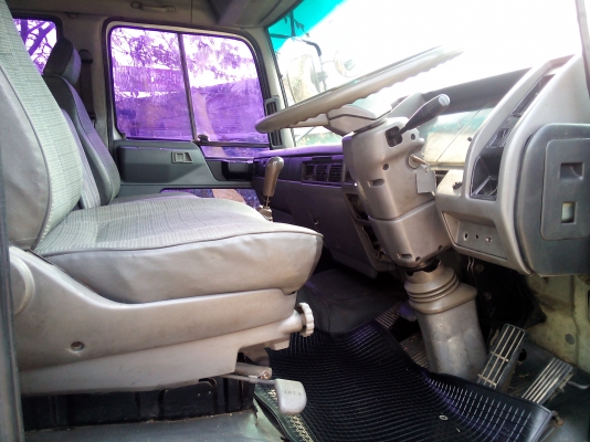 6 ล้อใหญ่  HINO FF3H 195 แรงม้า *ยาว 7.20 ม.*  รถสวยเดิม +สวยจริง *รถห้างแท้*