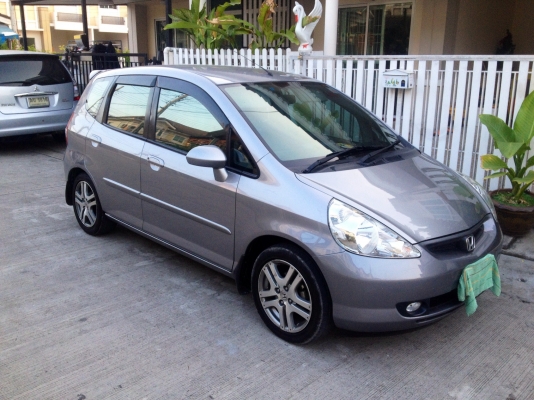 ขาย JAZZ ปี 06 ABS AIRBAG เกียร์ Auto รถบ้าน มือเดียว พร้อมใช้งาน ขาย JAZZ ปี 06 ABS AIRBAG เกียร์ Auto รถบ้าน มือเดียว พร้อมใช้งาน