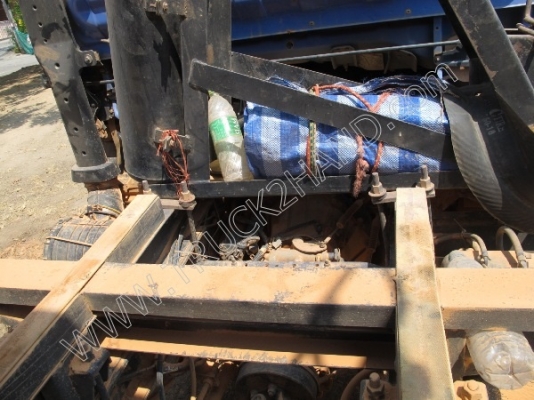 รถบรรทุก 6 ล้อดั๊มพ์ ยี่ห้อ ISUZU รถบรรทุก 6 ล้อดั๊มพ์ ยี่ห้อ ISUZU