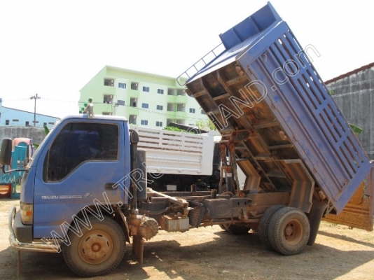 รถบรรทุก 6 ล้อดั๊มพ์ ยี่ห้อ ISUZU รถบรรทุก 6 ล้อดั๊มพ์ ยี่ห้อ ISUZU