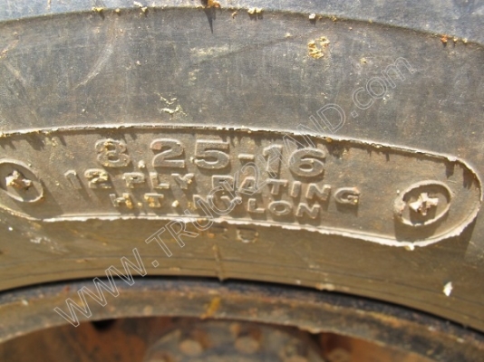 รถบรรทุก 6 ล้อดั๊มพ์ ยี่ห้อ ISUZU รถบรรทุก 6 ล้อดั๊มพ์ ยี่ห้อ ISUZU