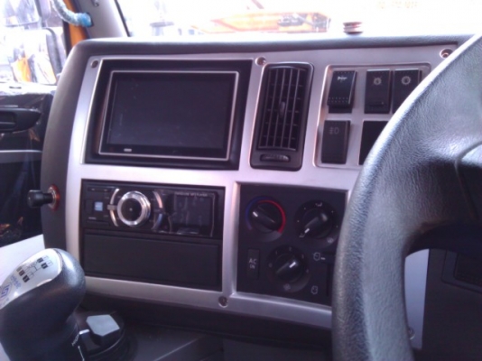 SANY 30 ตันใหม่บูมตัว U โฉมใหม่ล่าสุด SANY 30 ตันใหม่บูมตัว U โฉมใหม่ล่าสุด