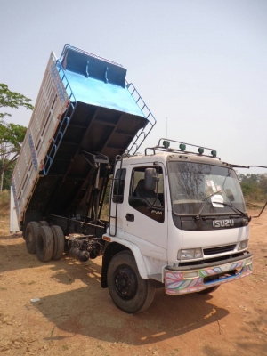 ต้องการขาย รถ 10 ล้อ ISUZU เดก้า 1 เพลาดั้ม ต้องการขาย รถ 10 ล้อ ISUZU เดก้า 1 เพลาดั้ม