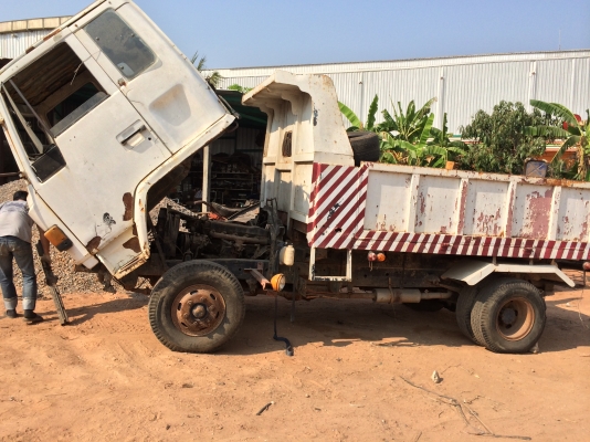 ขายรถดั้มราคาถูก