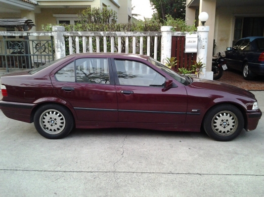 รถบ้าน BMW 318iA เกียร์ออโต้ เครื่องดีไม่เคยติดแก๊ส