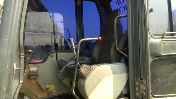 PC120-6 รถสวย กึ่งไฟฟ้าช่วงล่างสวย มีลายเจาะ มีอินวอยล์.. PC120-6 รถสวย กึ่งไฟฟ้าช่วงล่างสวย มีลายเจาะ มีอินวอยล์..