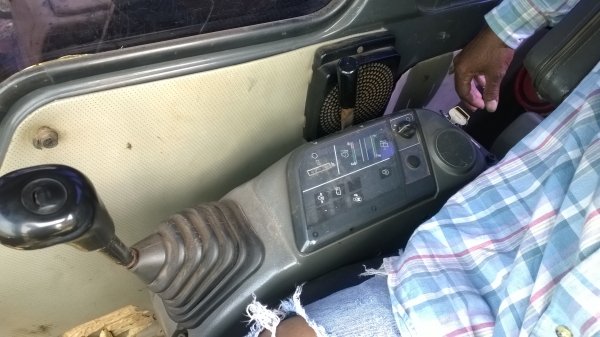 PC120-6 รถสวย กึ่งไฟฟ้าช่วงล่างสวย มีลายเจาะ มีอินวอยล์.. PC120-6 รถสวย กึ่งไฟฟ้าช่วงล่างสวย มีลายเจาะ มีอินวอยล์..