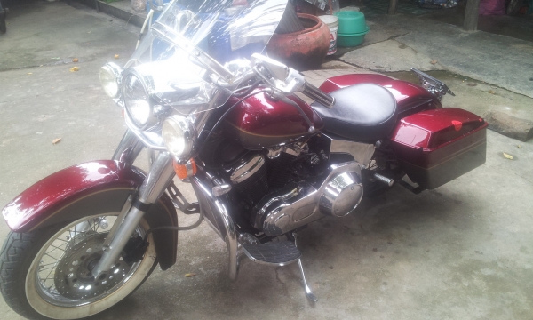 ขาย steed 400 สีแดงทับทิมสว่าง