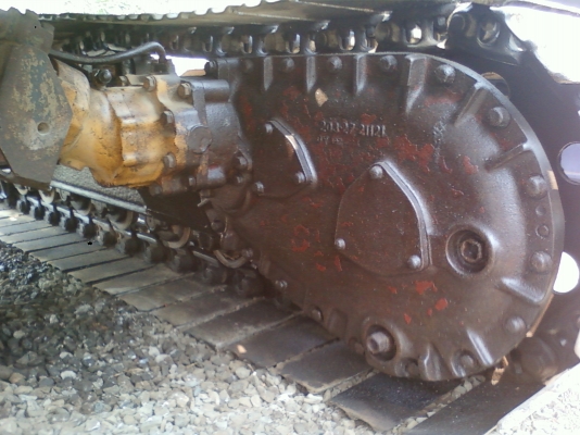 ขาย!! KOMATSU 12HD  / 500.000.บาท ราคาต่อรองกันได้