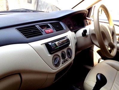 NEW LANCER 05 เกียร์ MT แท้ เบาะหนัง  แบตเตอรี่ใหม่ เซนเซอร์ถอยหลัง วิทยุซีดี สภาพสวย เล่มพร้อมโอนขนส่ง หรือ จัดไฟแนนท์ได้ครับ