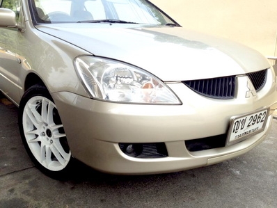 NEW LANCER 05 เกียร์ MT แท้ เบาะหนัง  แบตเตอรี่ใหม่ เซนเซอร์ถอยหลัง วิทยุซีดี สภาพสวย เล่มพร้อมโอนขนส่ง หรือ จัดไฟแนนท์ได้ครับ