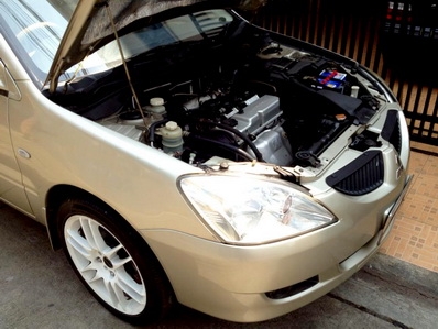 NEW LANCER 05 เกียร์ MT แท้ เบาะหนัง  แบตเตอรี่ใหม่ เซนเซอร์ถอยหลัง วิทยุซีดี สภาพสวย เล่มพร้อมโอนขนส่ง หรือ จัดไฟแนนท์ได้ครับ