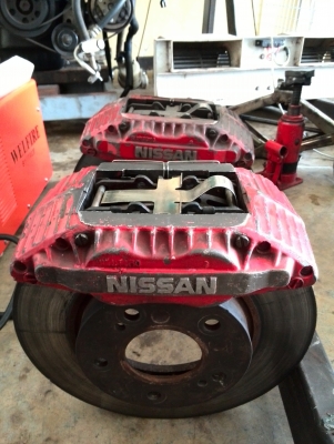 ขาย ปั้มเบรค 4pot R32 พร้อมจาน1คู่ 5000บาท