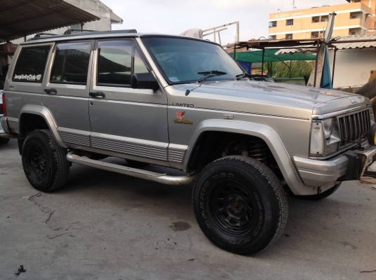 ขายรถjeep xj 4.0 limited ปี1995