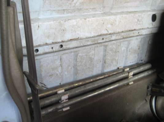 NKR  110 แรง   440,000 บาท   ( รถห้าง แท้ )