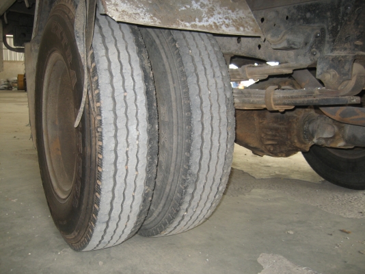 NKR  110 แรง   440,000 บาท   ( รถห้าง แท้ )