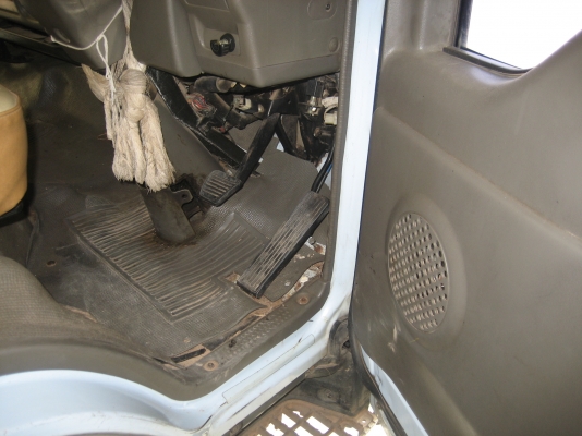 NKR  110 แรง   440,000 บาท   ( รถห้าง แท้ )