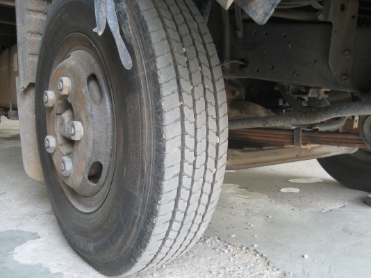 NKR  110 แรง   440,000 บาท   ( รถห้าง แท้ )