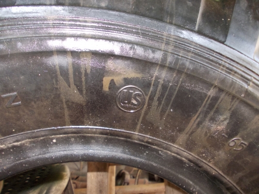 m601 ขายยางจี๊ปกลางขอป 16-900ของนอกแท้สภาพใหม่