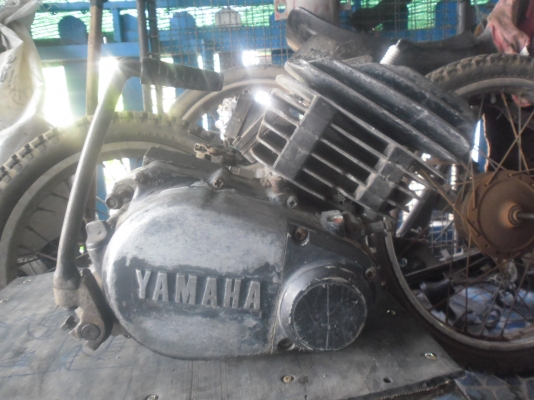 ขายเครื่องDt125 สภาพตามรูปครับแกนไม่ออ๊กไม่เชื่อม