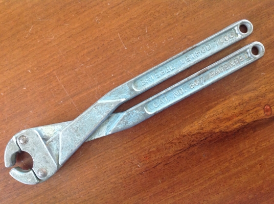 ขายคีมวินเทจ สำหรับจับท่อร้อยสาย Briegel Method Tool 607, 1/2"