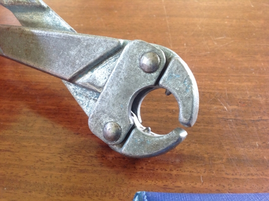 ขายคีมวินเทจ สำหรับจับท่อร้อยสาย Briegel Method Tool 607, 1/2"