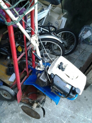 ขายเครื่องพรวนดิน มือ2 สภาพพร้อมใช้งาน สตาทติดง่ายมากครับ  เก่าญี่ปุ่น