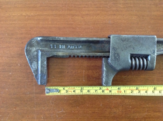 ขายคอม้าโบราณ 11"