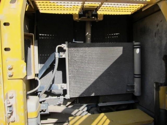 ขายด่วน!!! รถขุด KOMATSU รุ่น PC200-8N1 ซีเรียล 310987 ราคาพิเศษ ต่อรองราคาได้ สินค้าอยู่ญี่ปุ่น