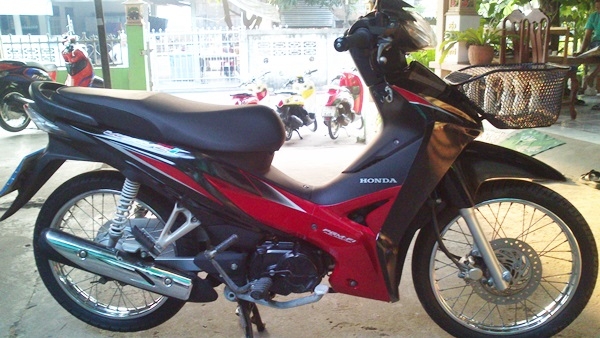 Honda wave 110i ดำแดงบังลมใหญ่ ดิสฯหน้า ปี54 เครื่องดีวิ่งน้อย