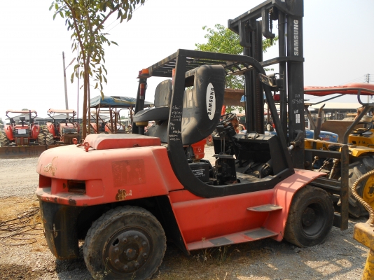 ขายรถโฟล์คลิฟ SAMSUNG 5 ตัน เครื่องดีเซล เสาสูง ขายรถโฟล์คลิฟ SAMSUNG 5 ตัน เครื่องดีเซล เสาสูง