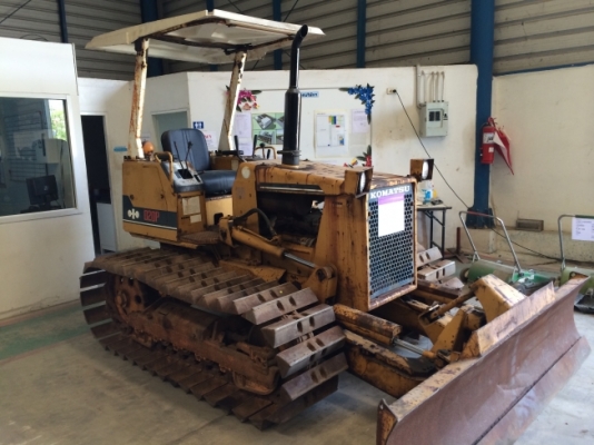 แทร็คเตอร์ Komatsu D20P-6 ใบมีด 6 ทิศทาง นำเข้าจากญี่ปุ่น สภาพดี