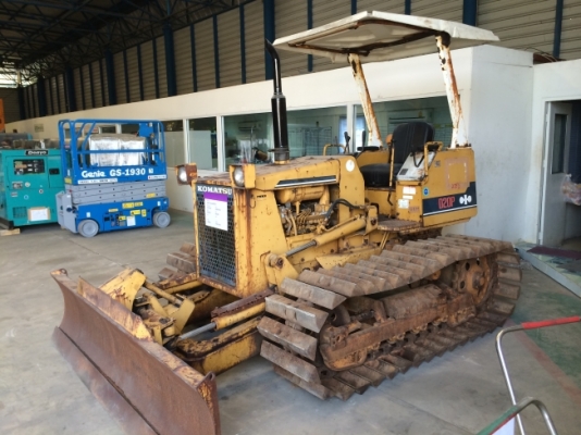 แทร็คเตอร์ Komatsu D20P-6 ใบมีด 6 ทิศทาง นำเข้าจากญี่ปุ่น สภาพดี