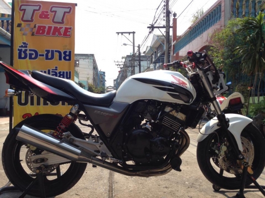 ต้ำพระราม2ขาย HONDA CB400ปี93เอกสารอินวอย สภาพแต่งงามๆไฟหน้าโปรเจกเตอร์สว่างๆไมล์แต่งจากKOSOแท้