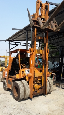 ขายรถยก4ตันดีเซล..komatsu..กระบอกคู่เสาสูงงาเทได้