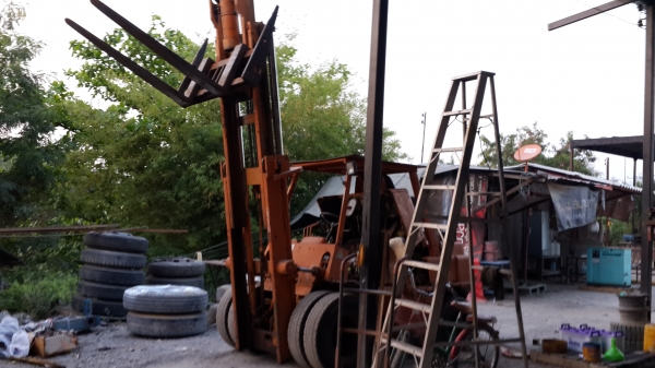 ขายรถยก4ตันดีเซล..komatsu..กระบอกคู่เสาสูงงาเทได้