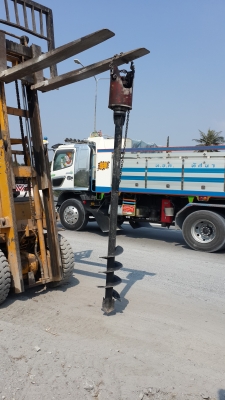 ขายรถยก4ตันดีเซล..komatsu..กระบอกคู่เสาสูงงาเทได้