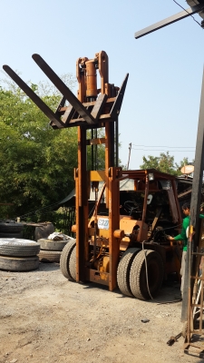 ขายรถยก4ตันดีเซล..komatsu..กระบอกคู่เสาสูงงาเทได้