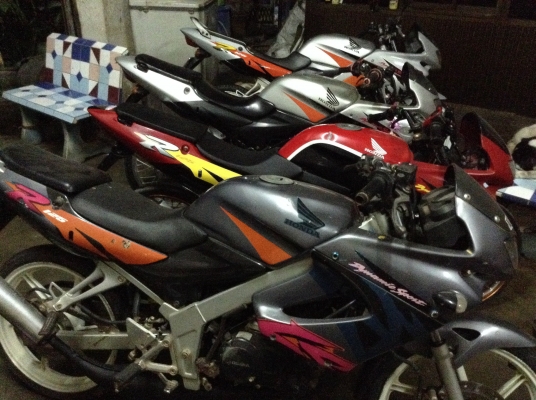 ขายls125. 4คัน มีทั้งตัวใหม่เเละตัวเก่า ขายls125. 4คัน มีทั้งตัวใหม่เเละตัวเก่า