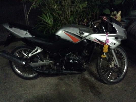 ขายls125. 4คัน มีทั้งตัวใหม่เเละตัวเก่า ขายls125. 4คัน มีทั้งตัวใหม่เเละตัวเก่า