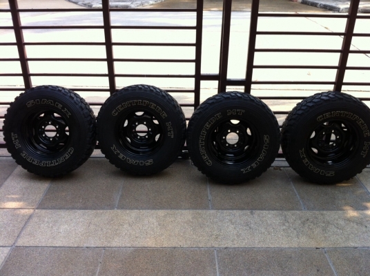 ขายล้อ 15 off road พร้อมยาง mud 31 ขายล้อ 15 off road พร้อมยาง mud 31