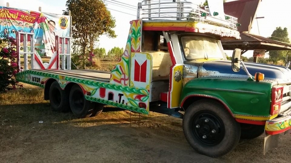 420000หัวยาว 6BD1   165 แรง 2 เพลา หางขึ้นรถเกี่ยว  400000