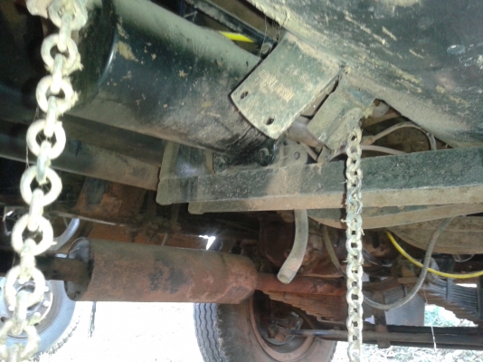 420000หัวยาว 6BD1   165 แรง 2 เพลา หางขึ้นรถเกี่ยว  400000