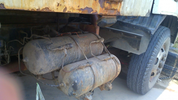 ์รถบรรทุก NISSAN CW41M รถปี 33 แม่ลูก ลูกพ่วง 3 คาน มีทะเบียนครบ ชอบราคาเท่าไรต่อรองได้ครับ