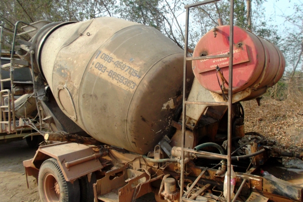 ขายด่วนโม่ปูนโม่ตรงคายาบ้า3.5คิวสภาพต้องช้อมนิดหน่อย