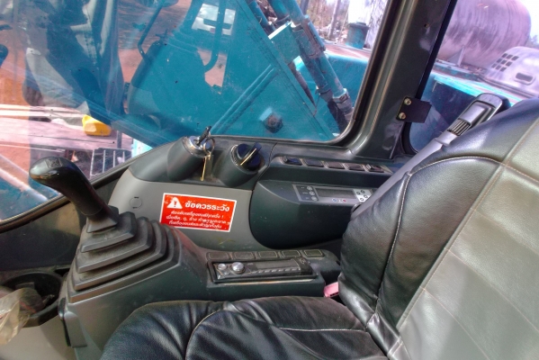 ขายด่วนรถแบคโฮหมากเอบYN11ทํางาน10800ชัว่โมง