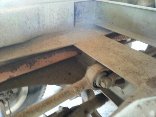 รถฮีโน่ 10 ล้อดั้ม F17  เปลื่ยนเครื่อง 187 แรงม้า.  (  ลด ราคา. 700,000 บาท. )  สนใจติดต่อ 081 - 6079515