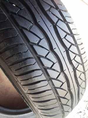 ขายยาง165/65/13 ปี 2210 MAXXIS 1 ชุด